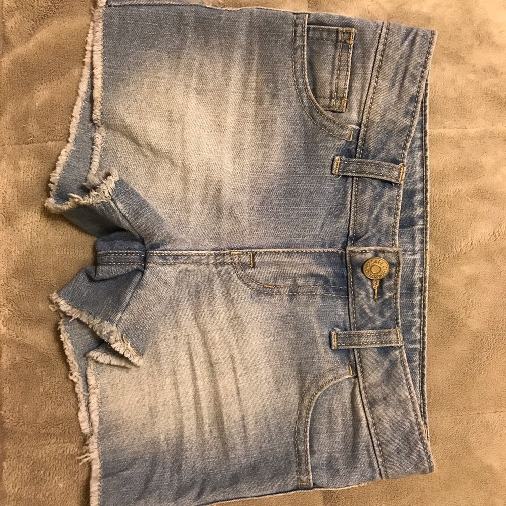 Light denim Cherokee shorts